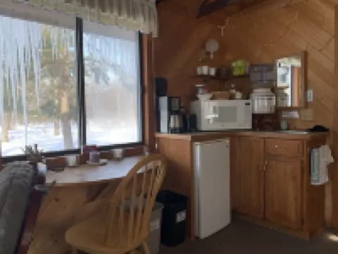 Rustic Personal Retreat Cabin, "Sunset" Hotels in Lakeside