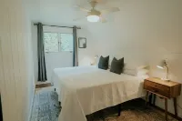 Cozy Aframe with Hot Tub