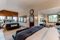 Red Rocks Retreat ~ Hot Tub, Game Room, Serenity