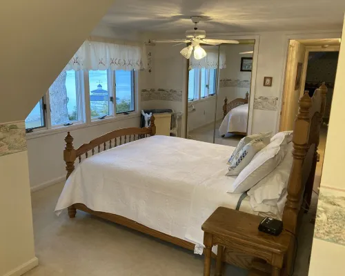 Spacious Lakefront Home with Amazing View Hotels in Huron