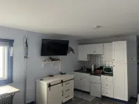 The Great Escape II. Newly renovated and beautiful Unit on Hampton Beach. Hotels in Hampton