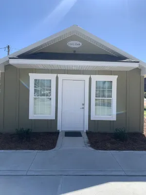 "Live Oak" Cottage Reidsville Georgia