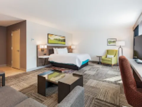 ฮิลตันการ์เด้นอินน์ เดวิส ดาวน์ทาวน์ โรงแรมในเดวิส