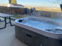 Spacious 3 BDR 2.5 BA House with Hot tub, BBQ, Fire Pit, Night View, Playground