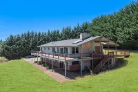 Henry's Hideout - Four King Bedroom Home Overlooking World Class Vineyards