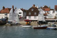 Waterside Cottage In Emsworth, Hampshire