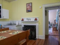The Shabby Chic Studio - Cute 1-Bedroom Close to UNC! 查塔姆縣酒店