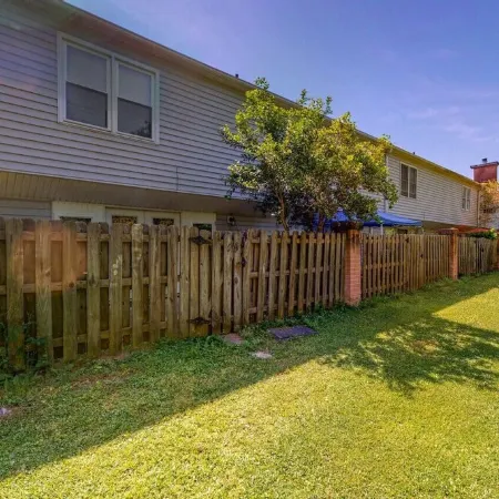 Stylish townhome, sleeps 8, pet friendly.