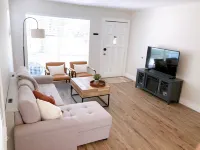 Cozy Gainesville Getaway 1.7 miles from Stadium!