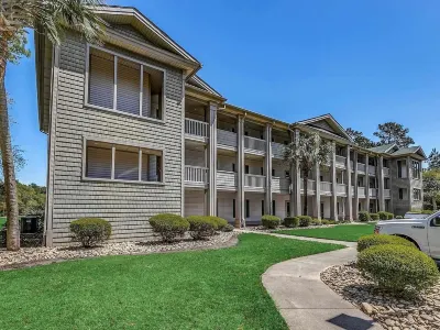 Pawley's Peace 2 miles to Beach Balcony View of 1st Hole 2BR2B