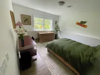 Modern Home in Gardiner NY - Hudson Valley Hotels in Gardiner