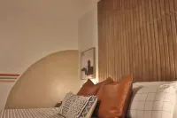 Main Street Lofts - Deluxe suite with balcony