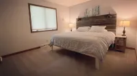 Lake Dubay - Private Beach, Pontoon, Ski, Granite Peak, Sentry World, EV Charger - balcony