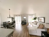 Beautiful And Cozy 3 Bedroom home in the heart of R.C