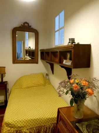 70m2 Town Apartment, Located a Stone's Throw from the Old Port. Отели рядом с достопримечательностью «Plage d'Arène Cros»