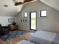 Pools, Kayaks, Tennis, Golf Cart & Both Island Clubs Included w/Boat Dock Option