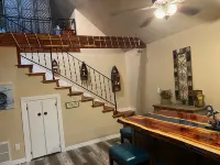 Cozy Lake Cabin located by the sandiest beach on Lake Texoma -Excellent  Fishing