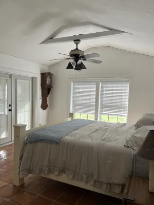 Bandera Texas Rooster Cogburn's Guest-house with pool