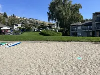 Lakefront Studio Condo~Step into the Lake at Spader Bay