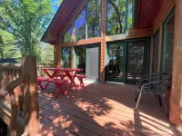 Eagle Pines: Rare, Beautiful North Shore of Gull Lake Hotels in Nisswa