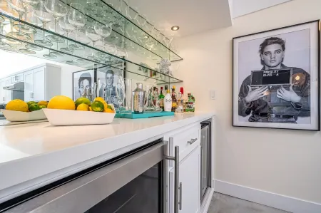 Vista Olivera - hillside home in Palm Springs