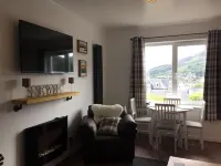 New - Central Portree Sleeps 4 Hotel a Portree