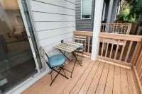 NEW mid- century modern 4bedroom oasis