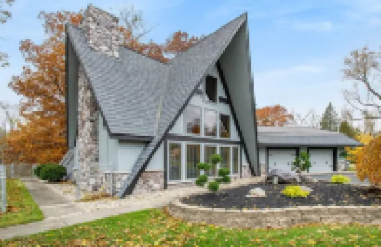 Riverhaven! Gorgeous A-Frame On St Joe River!!