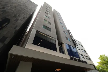 Seoul Inn Hotel by the Designers