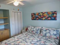 Ocean Oasis at Ocean Pointe Key Largo Pool Jacuzzi Beach in a Safe Gated Resort - Pools