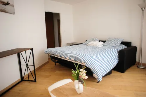 Close to the lake of Créteil, magnificent T4