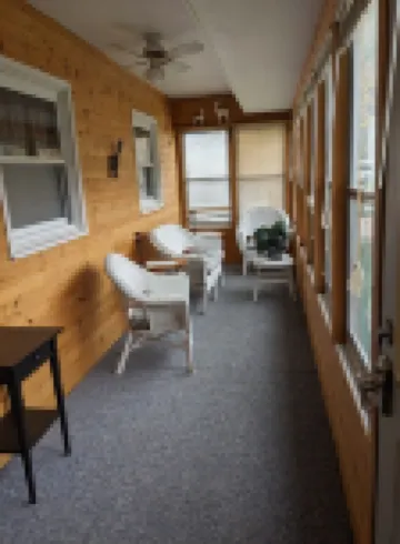 Cozy 4 bedroom relax atmosphere enjoy beauty of bluff country  driftless region