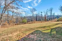 Kyle's Place is a relaxing retreat in close proximity to Smith Mountain Lake.