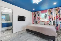 Interstellar Villa with 180° Mountain Range Views