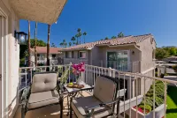 Los Balcones de Palm Springs Mid-Century Modern Designer Condo, City ID #068484