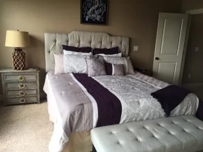 Beautiful Luxury Home with Great Views! Labor Day Weekend Open! Don't Miss Out! Hotels near International Police Museum