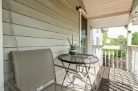 River views, unbeatable proximity to downtown