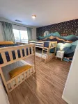 Tranquility at the Lake! 3 King Rooms+Bunks, Boat Parking+ Launch, Beach Access