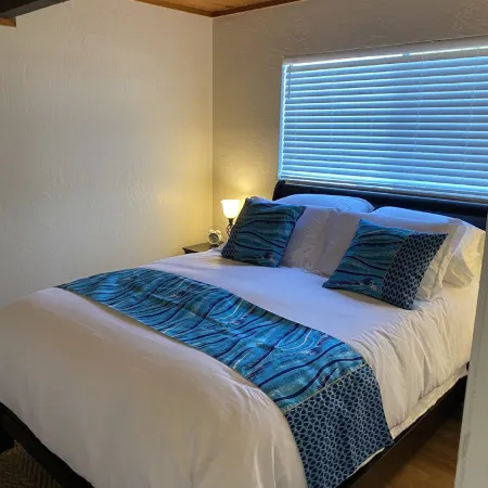 ARCATA cozy 2-bedroom with fireplace, close to downtown and Cal Poly Humboldt