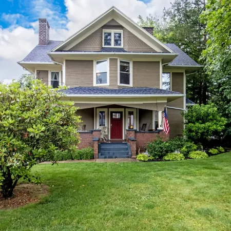 The Reunion and Getaway House! Lovely home where everyone gets their own space!
