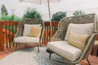 Colorful & Fun 4 Bdrm, 6 Beds, 2 Baths, Hot Tub & Outdoor Living in Rapid City!