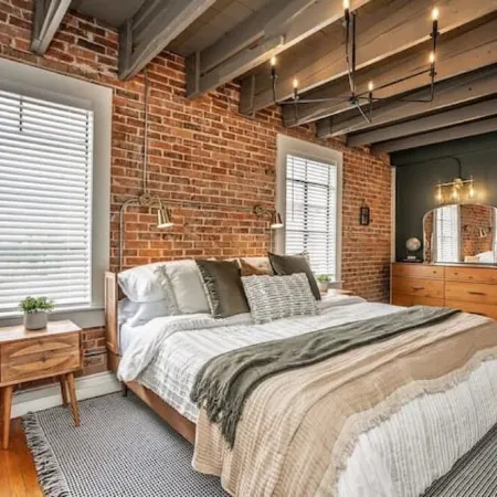 Local Charm Meets Modern Luxury in the North Texas Hill Country - 1.5hrs to DFW!