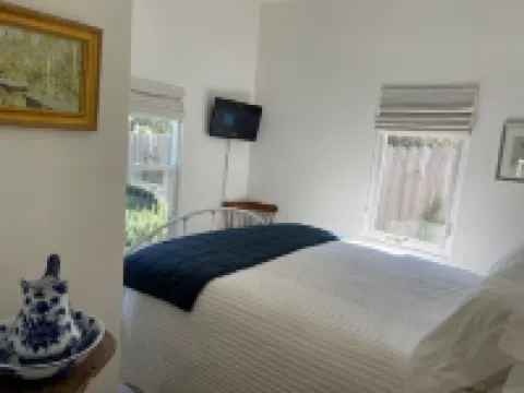 Enjoy the serenity and charm of this hidden gem! Hotels in Montecito