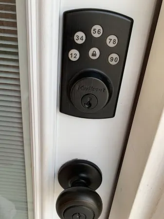 Private Entrance King Suite Отели в г. Бейкерсфилд