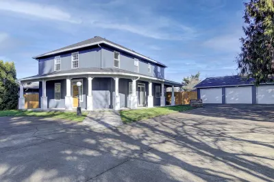 Craftsman Hideaway Haven - 12 mins to PDX airport Hotels near Clark College, Columbia Tech Center
