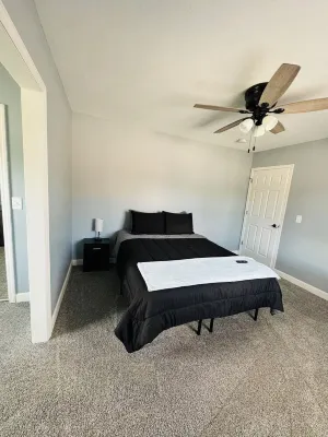 Your One Of A Kind Rental! Family and Friendly With A Pool Table and Foosball.