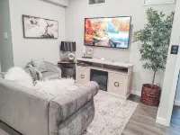 Cozy Studio Apartment Hotels in York