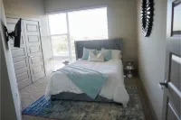 NEW!! Amazingly decorated and convenient 2BED2BR Hotels near Katy Asian Town