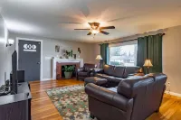 A spacious modern elegant 3 bedroom Ranch, Whole House located in South Nashua.