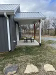 The Last Cast lake rental * Unit A 1/4 mile from State Dock! Hotel di Taylor County